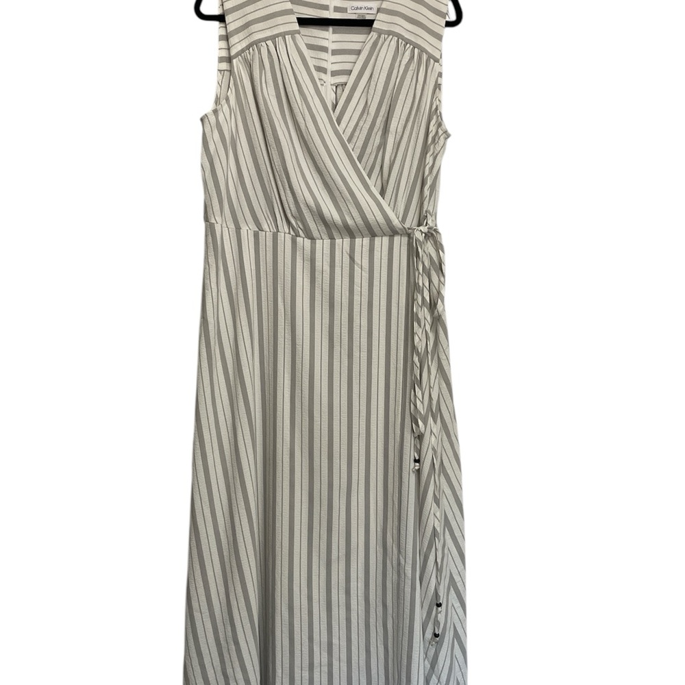 Calvin Klein Women's Gray Striped Dress